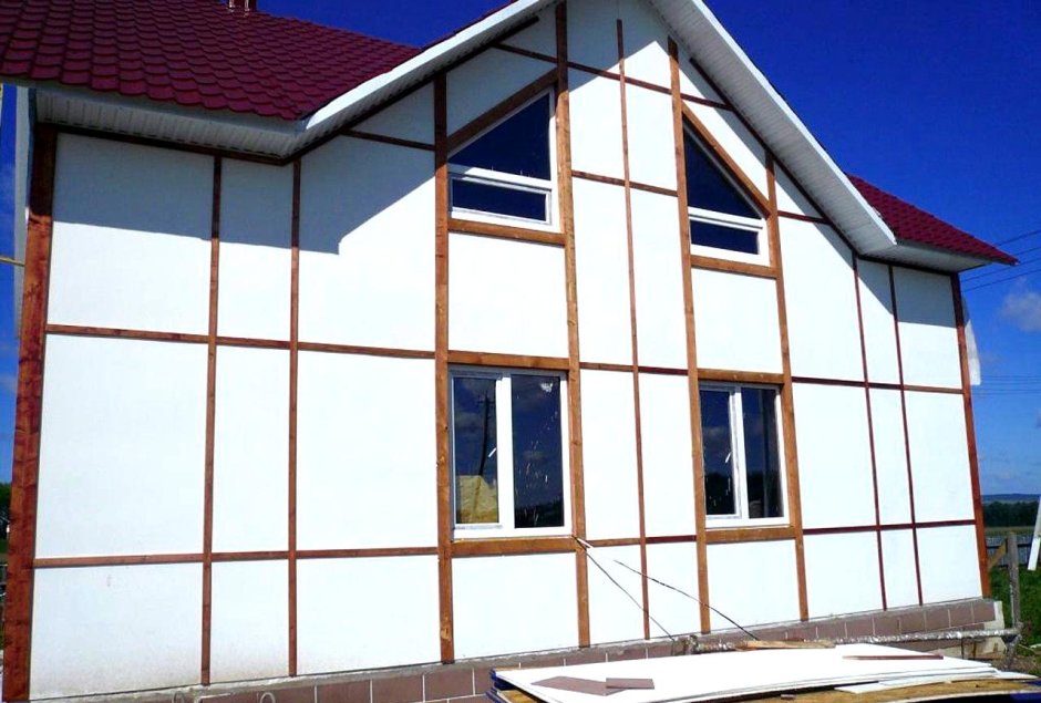 Отделка фасада плоским шифером