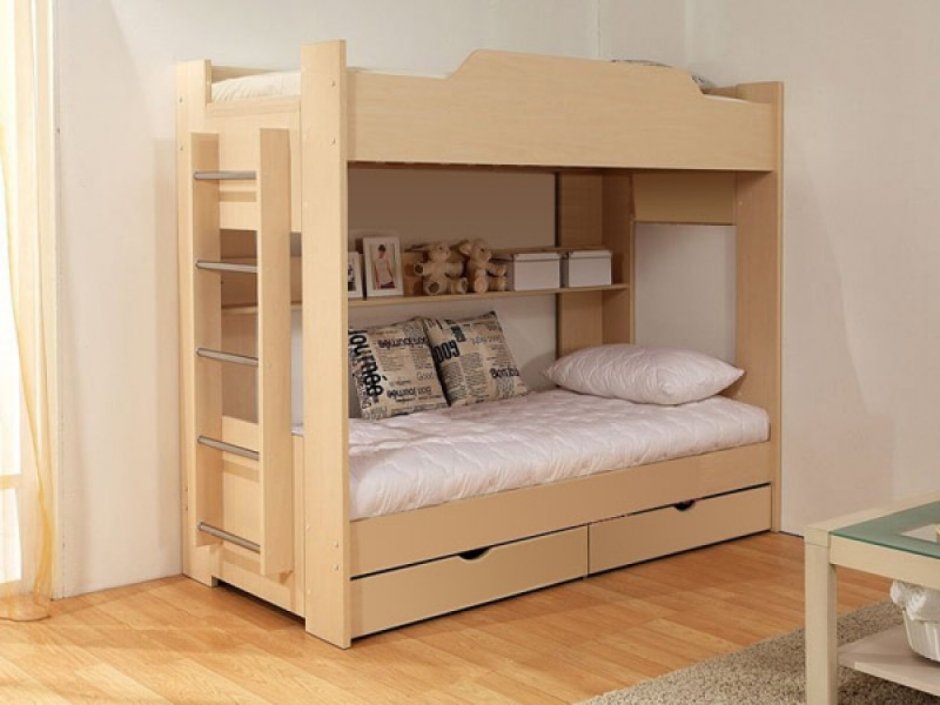 Двухэтажная кровать