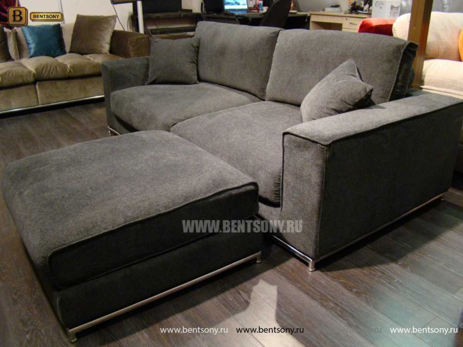 Диван прямой с пуфиком