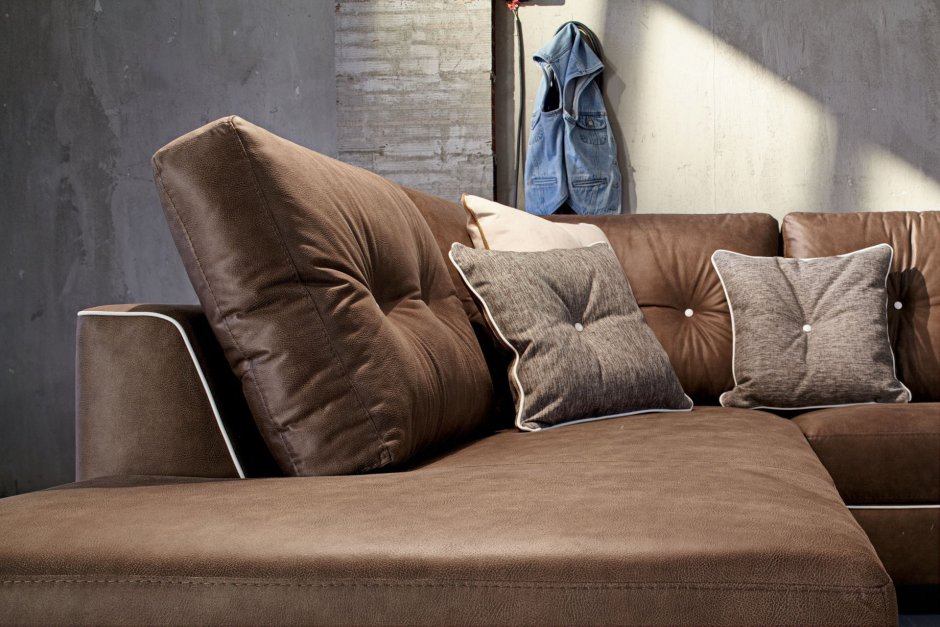 Стильный раскладной диван-кровать