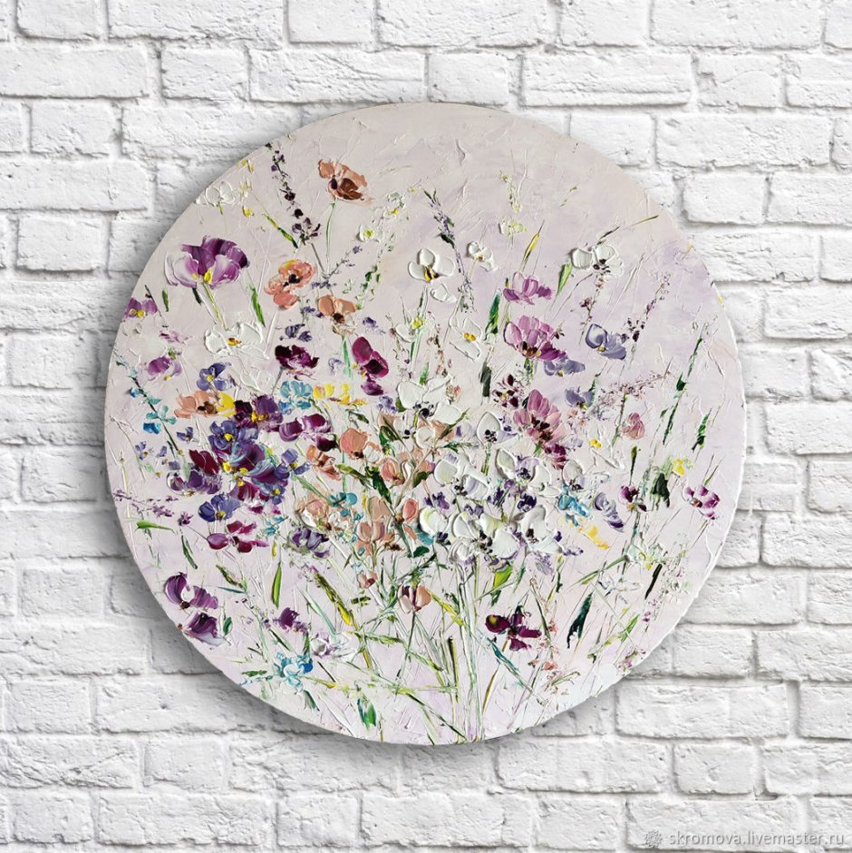 Картина в круглой раме