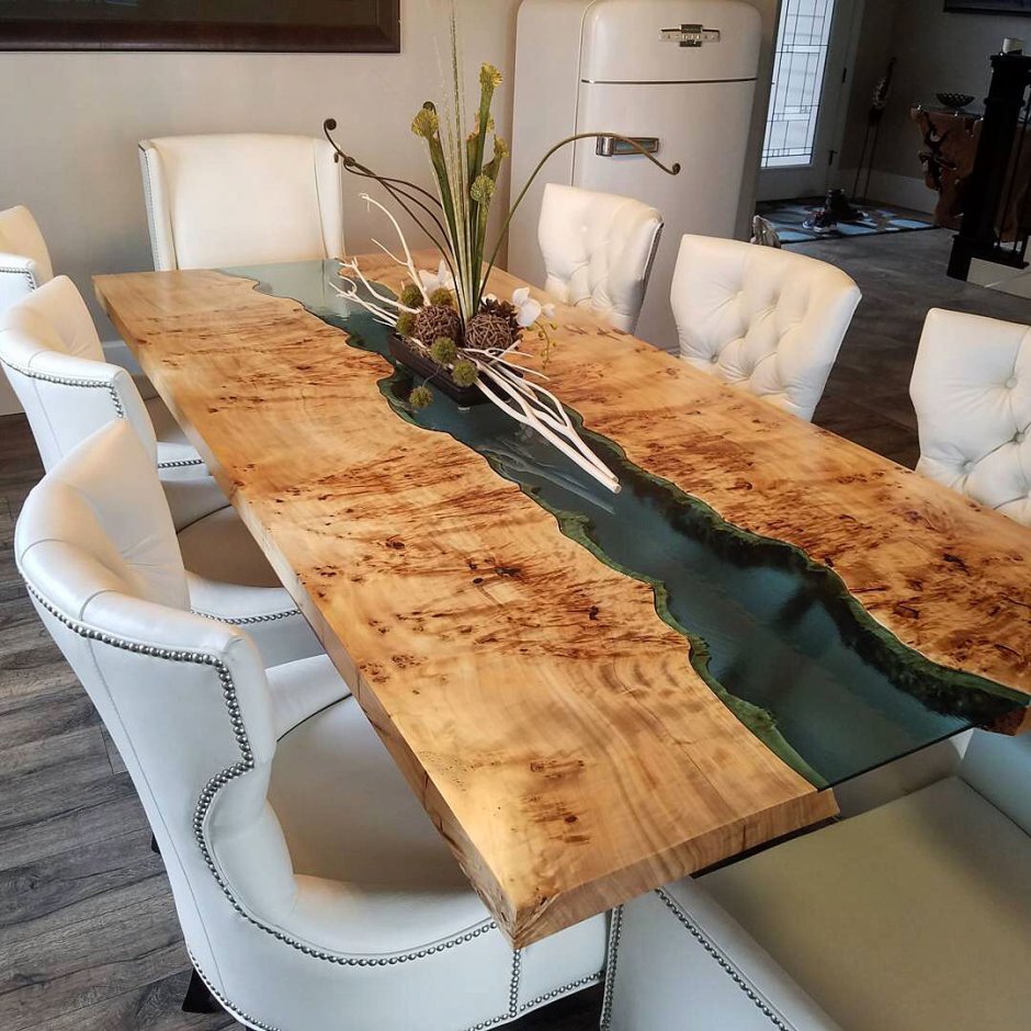 Стол река в интерьере кухни