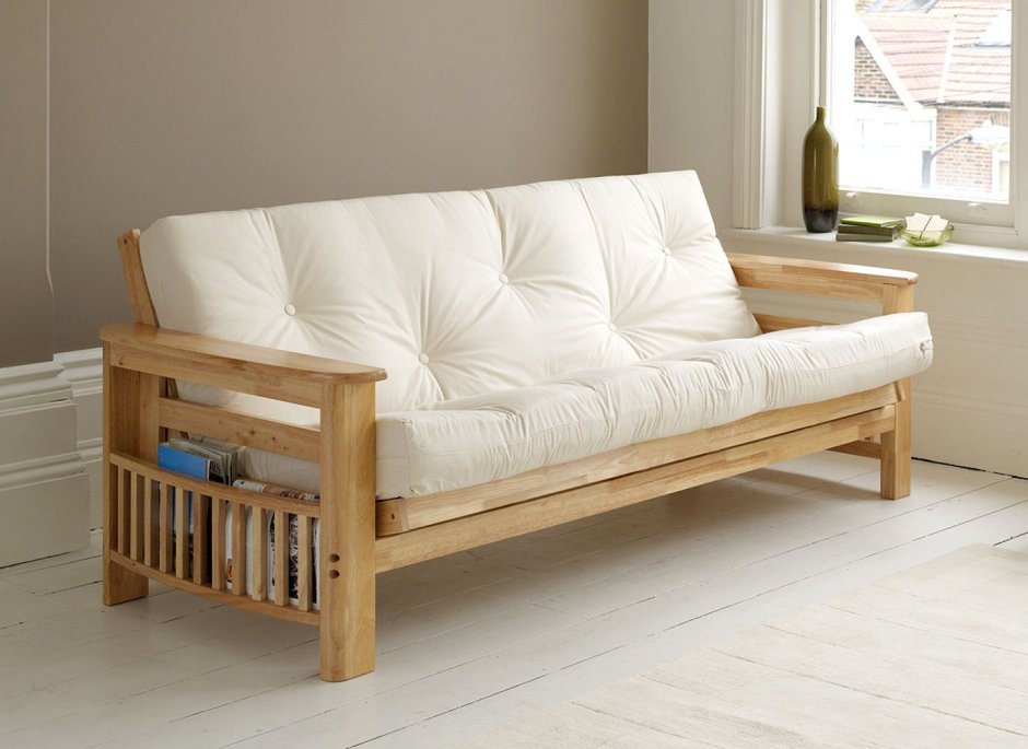 Красивые деревянные диваны