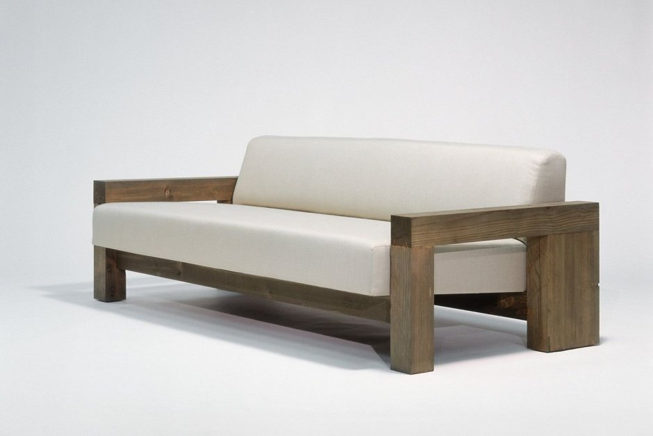 Деревянный диван на веранду