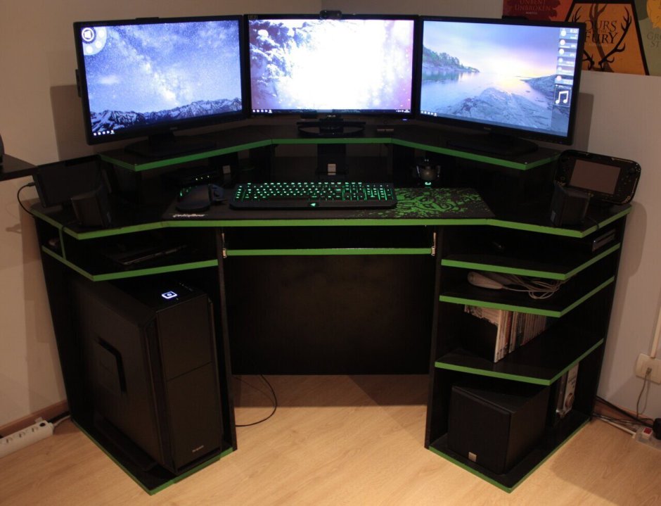 Интерьер декор компьютерного стола