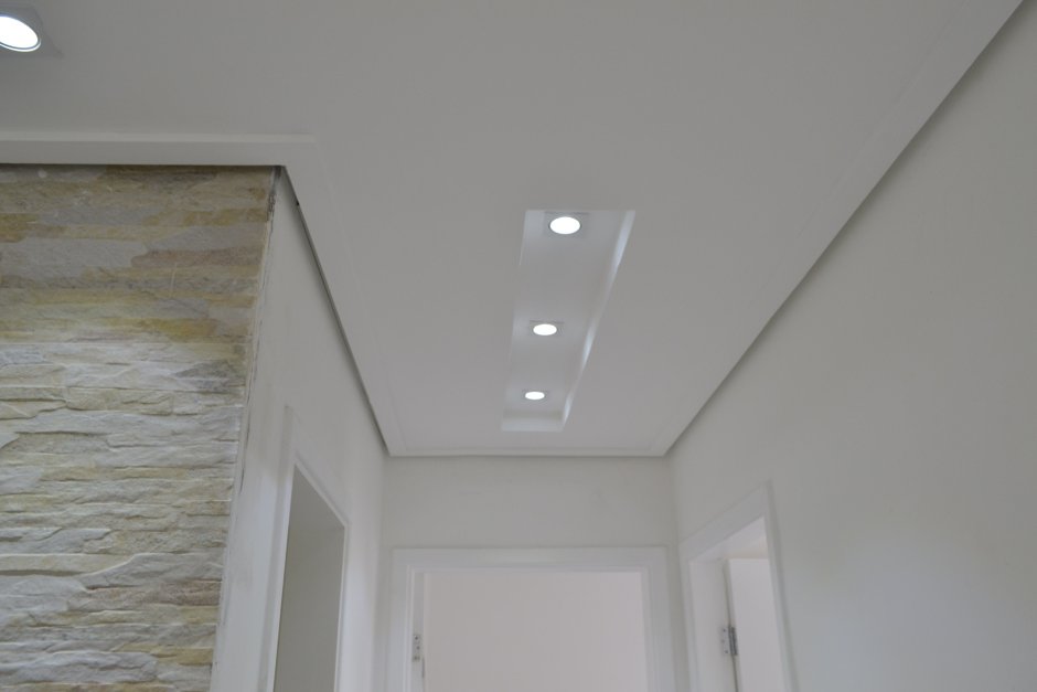 Потолок без плинтуса в интерьере гипсокартон