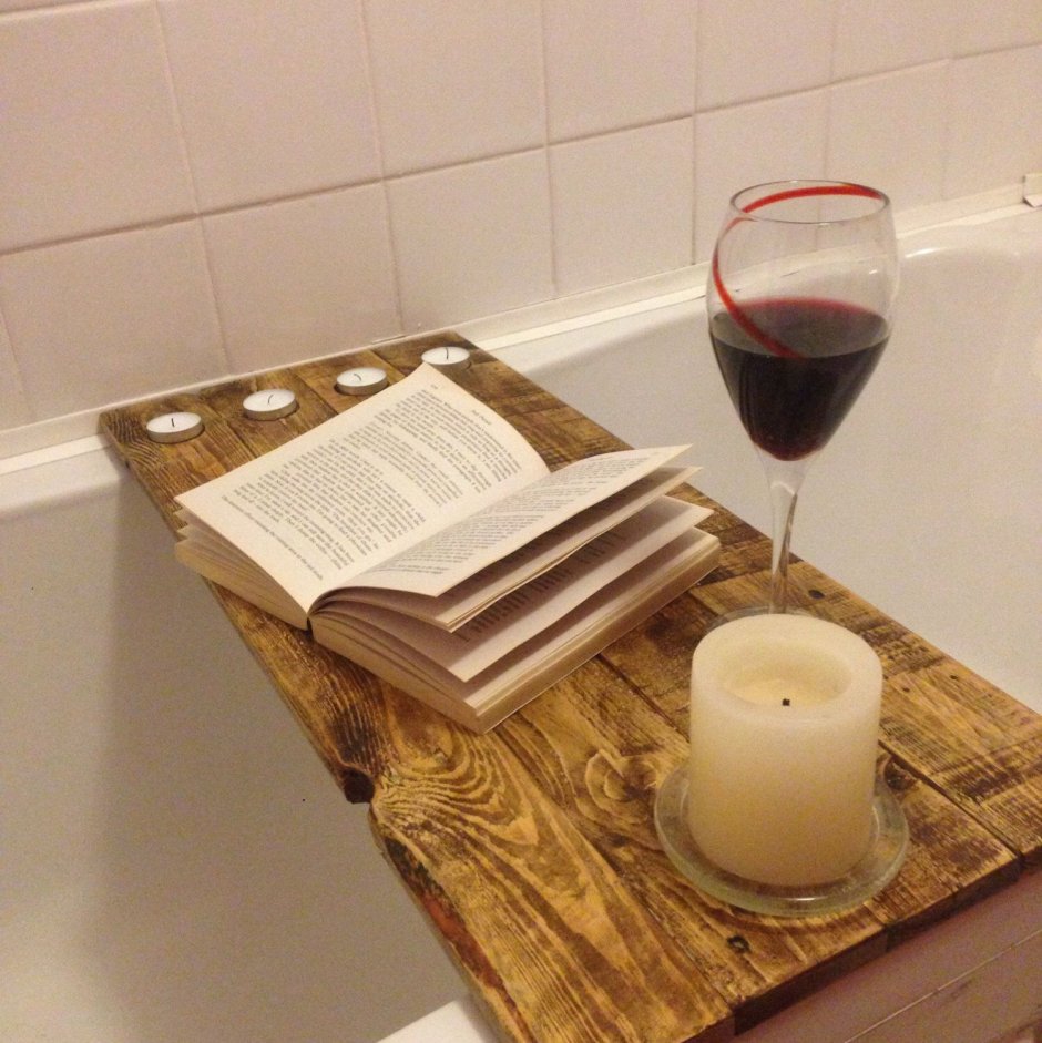 Столик для ванной деревянный