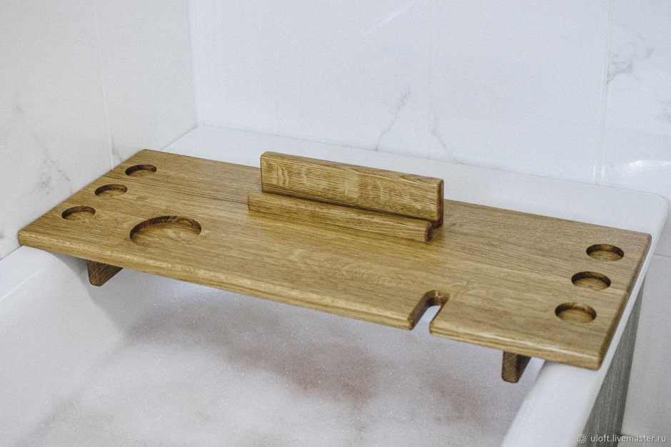 Деревянные принадлежности для ванной
