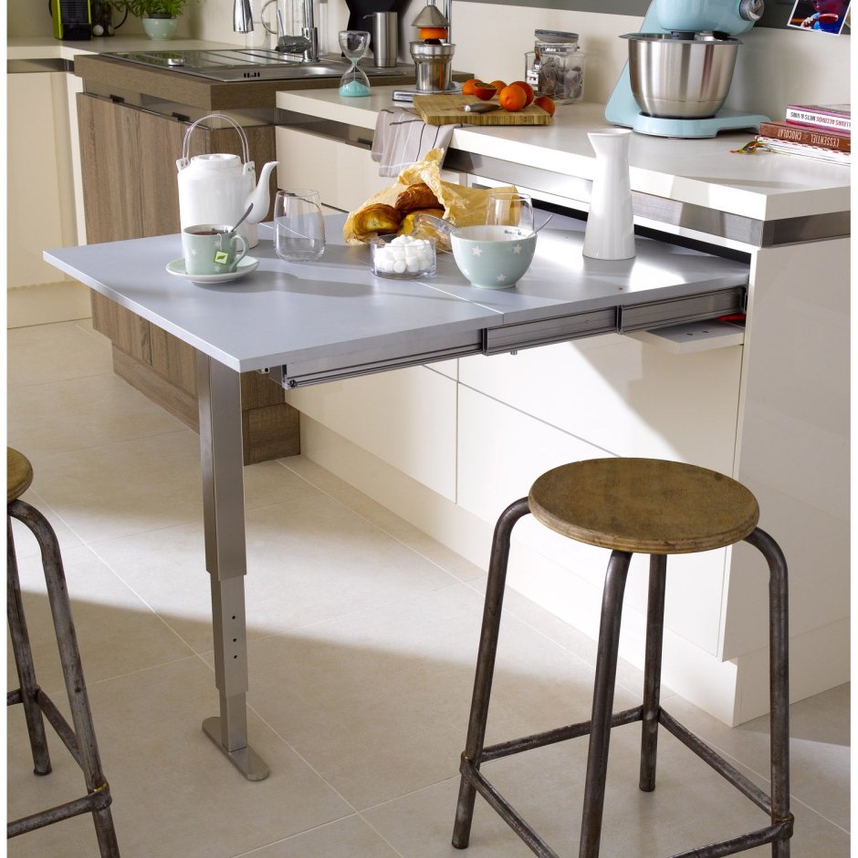 Выдвижной стол Table артикул 642.19.941