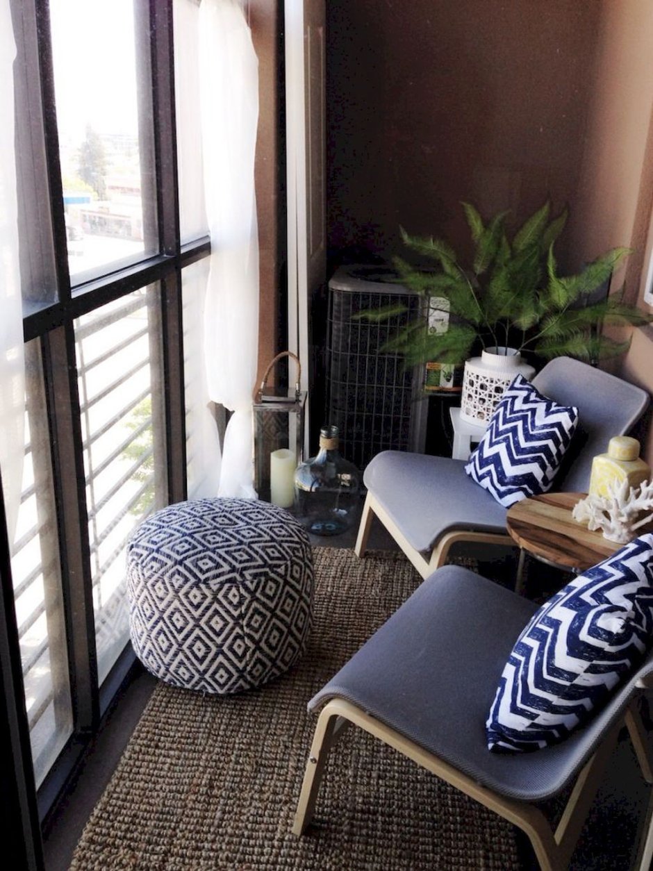 Необычный интерьер балкона