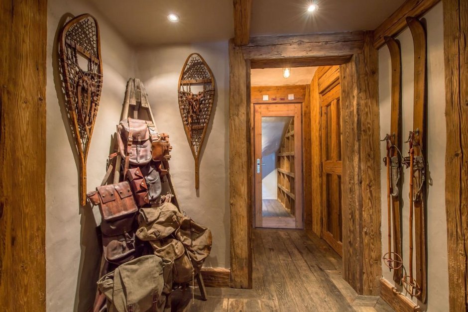 Прихожая в стиле рустик