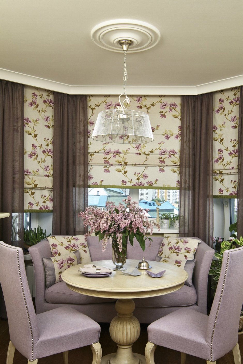 Шторы на эркерные окна в стиле Прованс