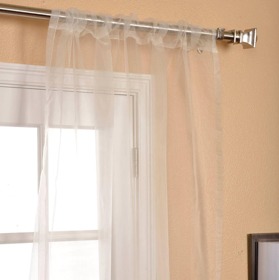 Тюль на карнизе труба