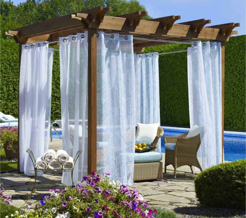 Беседка для сада со шторами