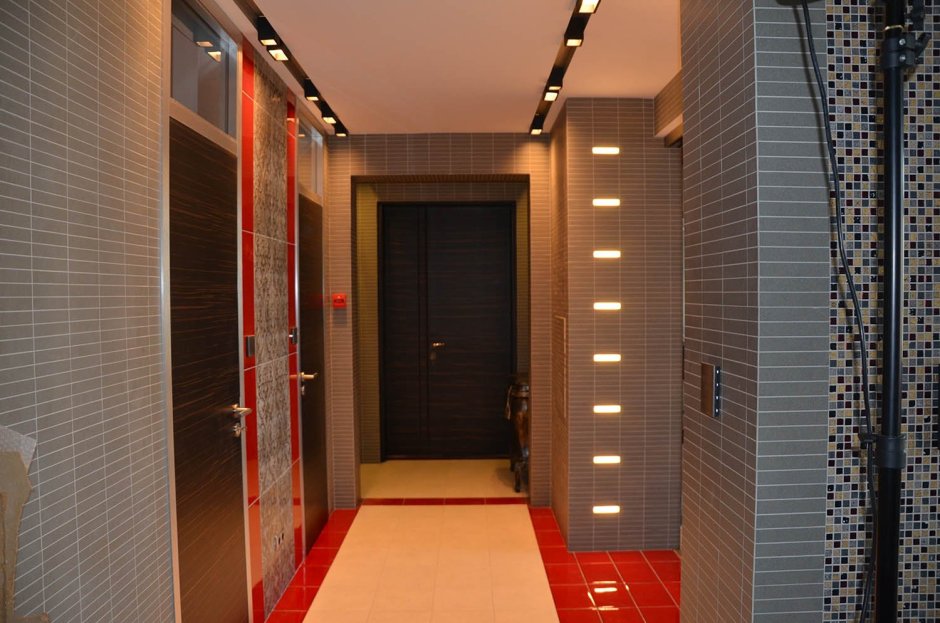 Плитка мозаика в интерьере прихожей