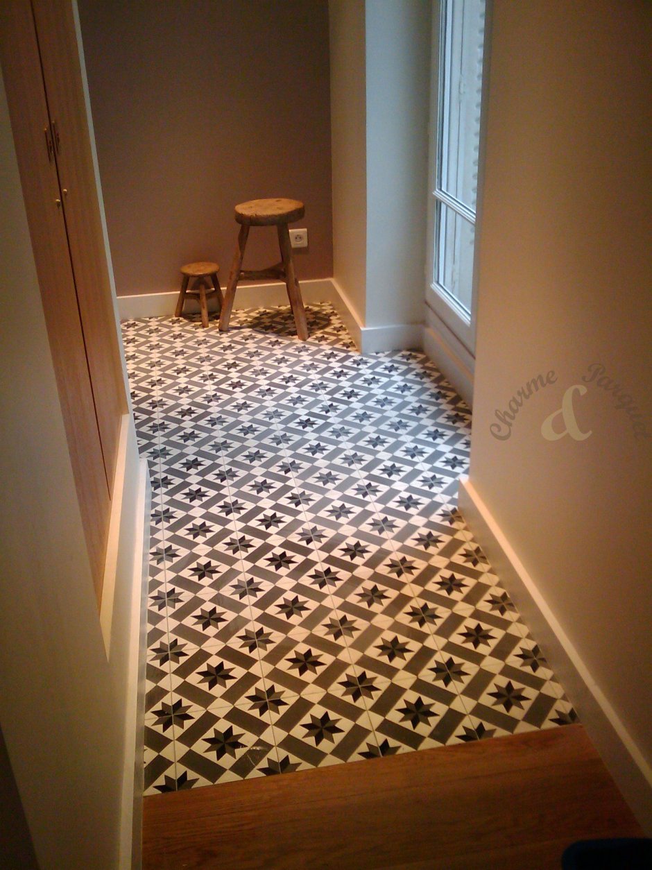 Отделка камнем прихожей