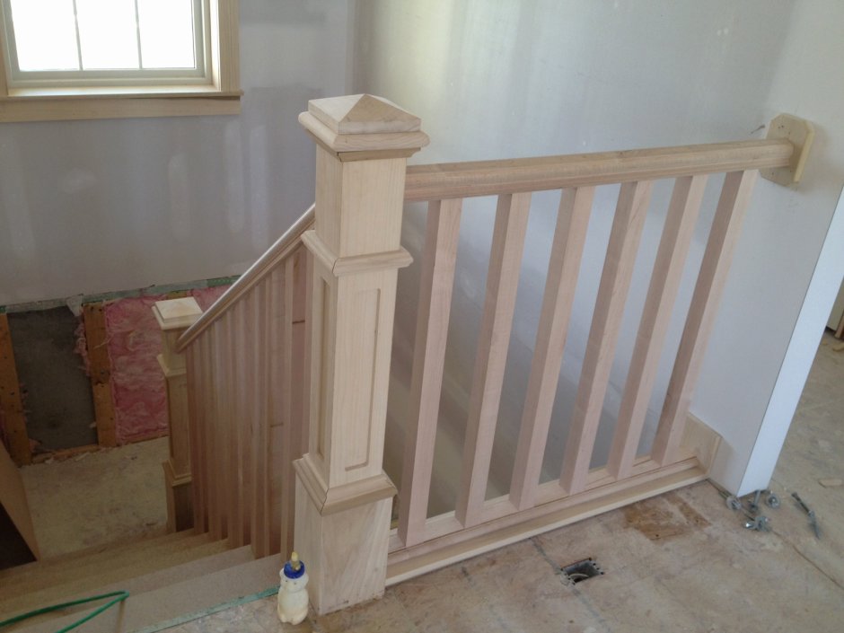 Балясины сбоку тетивы