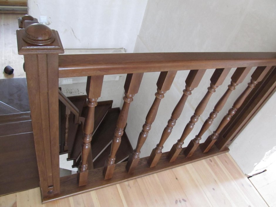 Ограждения из бруса для веранды