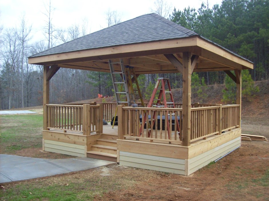 Беседка закрытая с патио