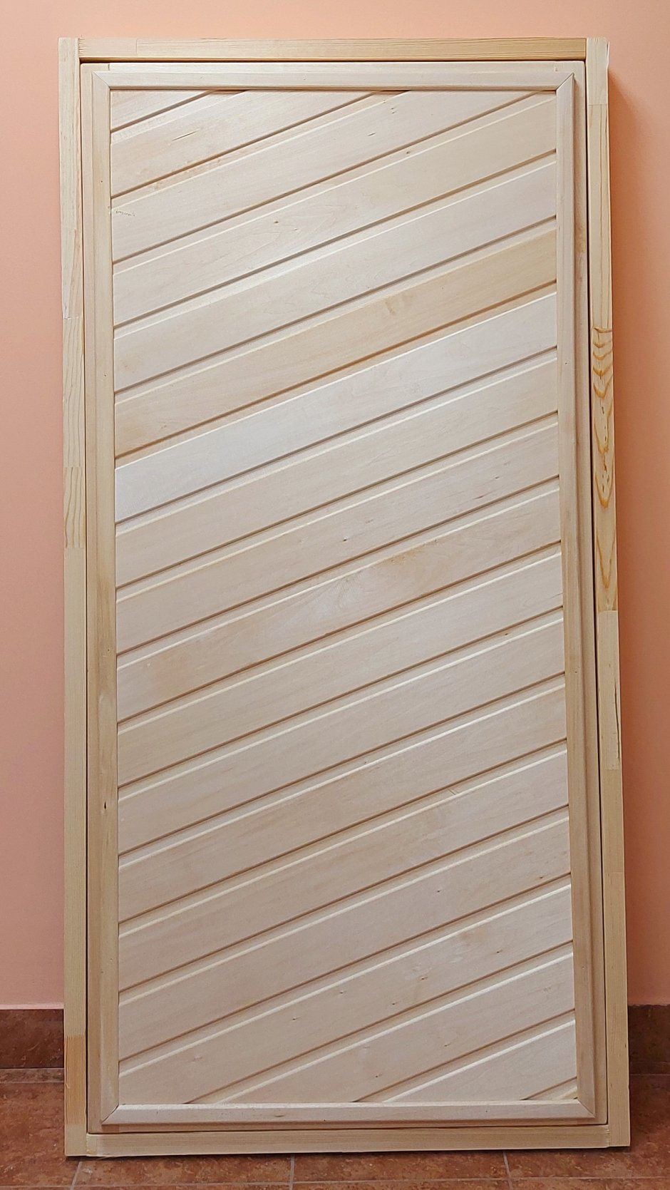 Дверь из вагонки