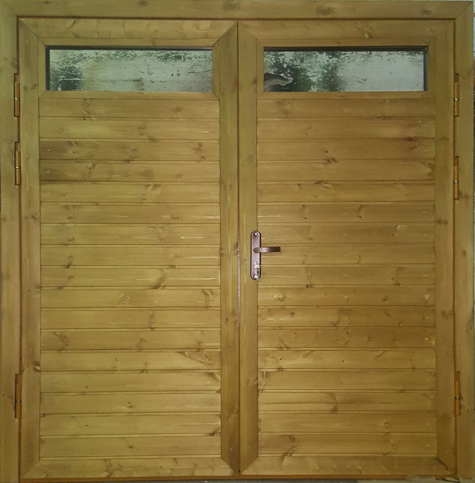 Входная дверь из вагонки