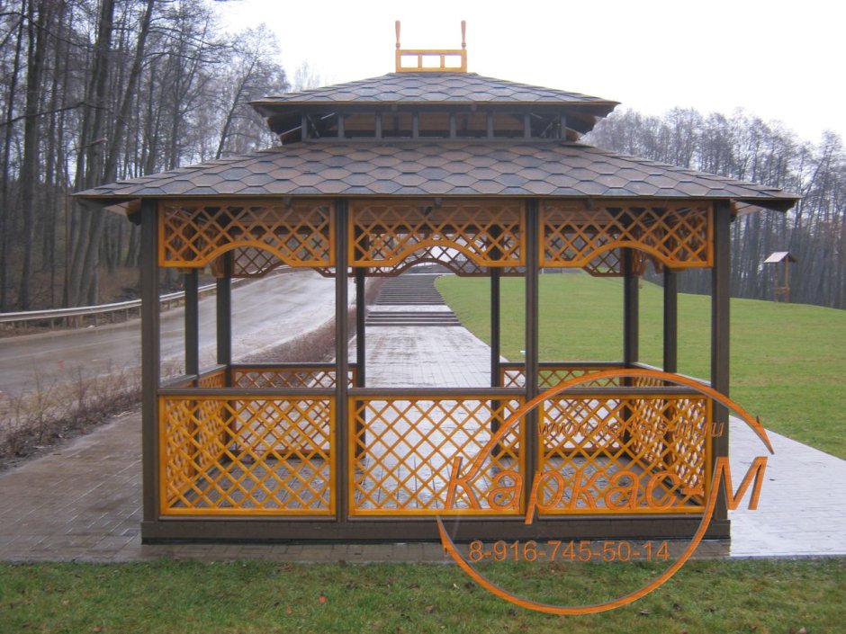 Двухэтажная беседка