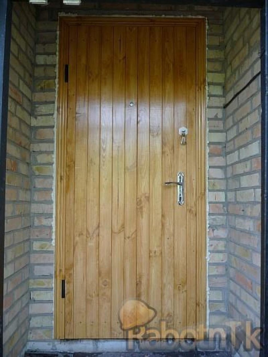 Дверцы для встроенного шкафа из вагонки