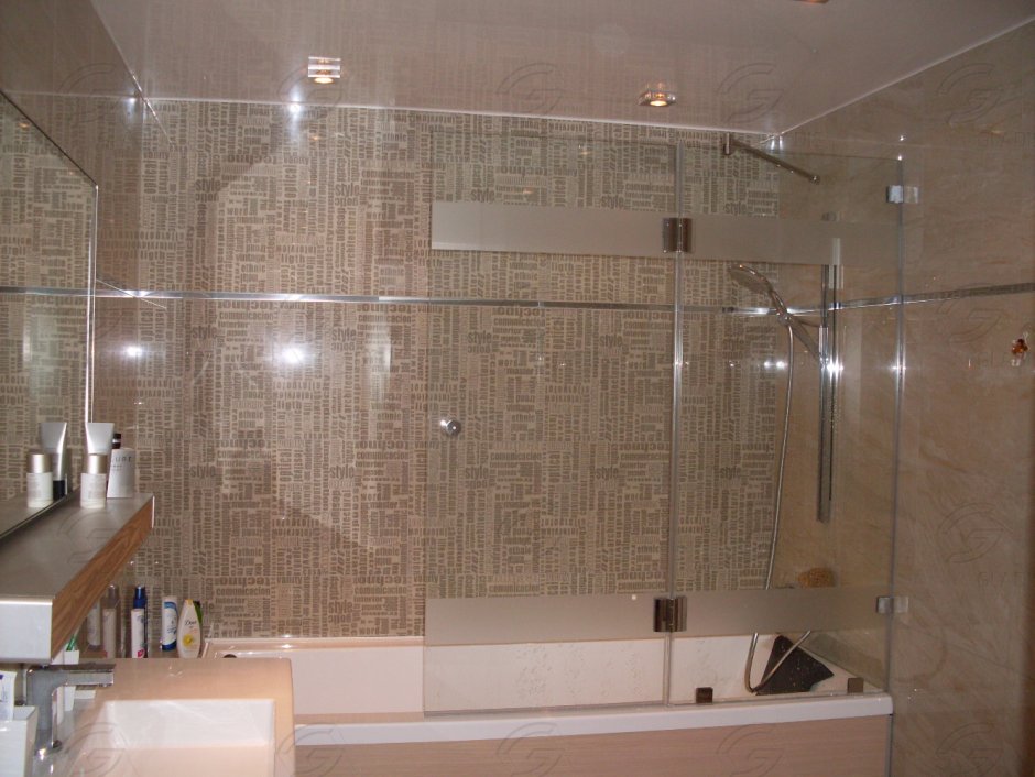 Перегородка для ванной из оргстекла