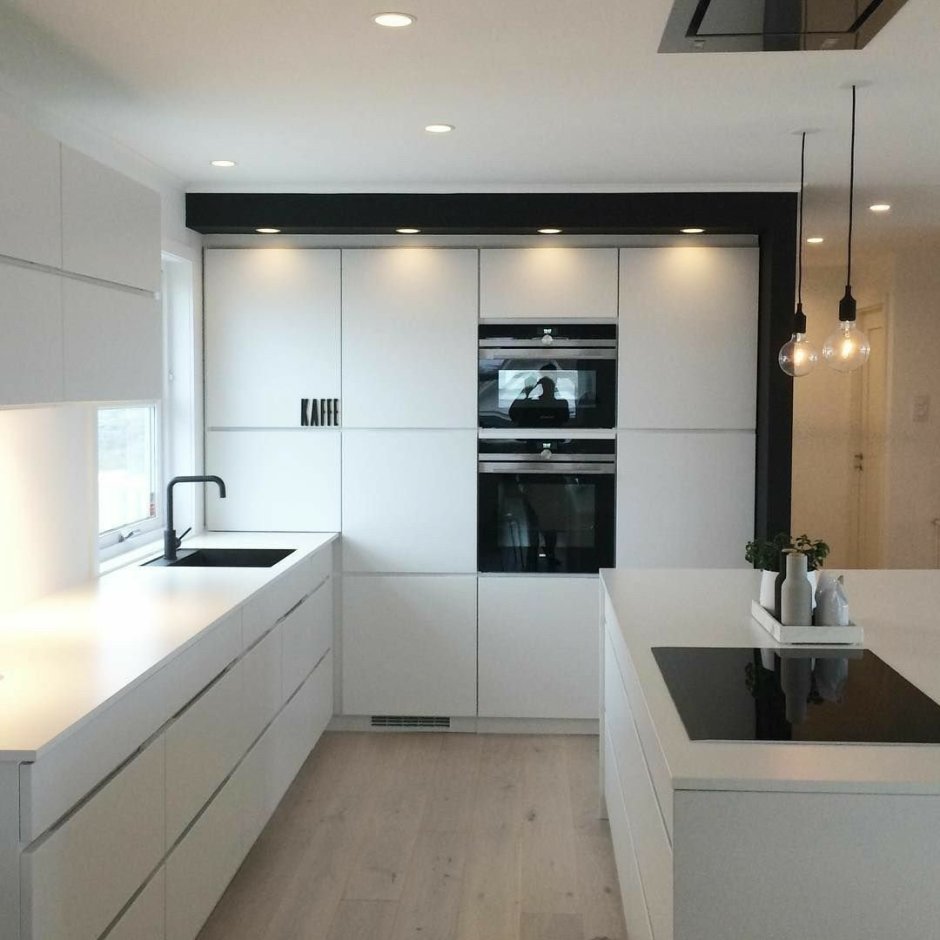 Короб над кухней