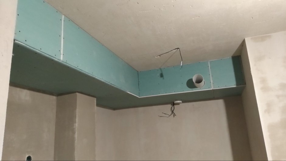 Карниз над кухней