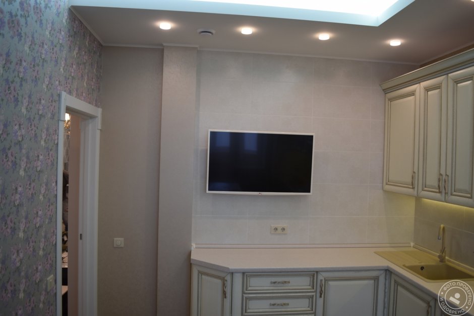 Кухонный гарнитур в нише