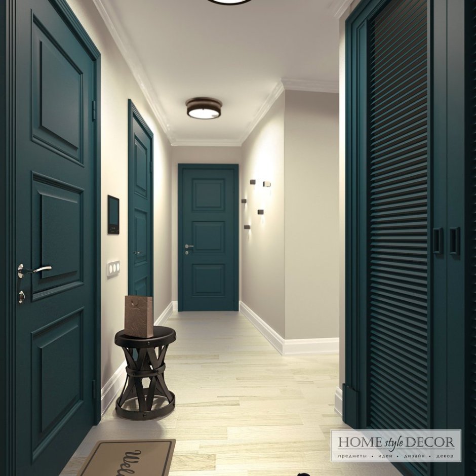 Зеленая входная дверь в интерьере прихожей