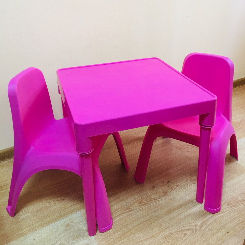 Мебель из пластмассы