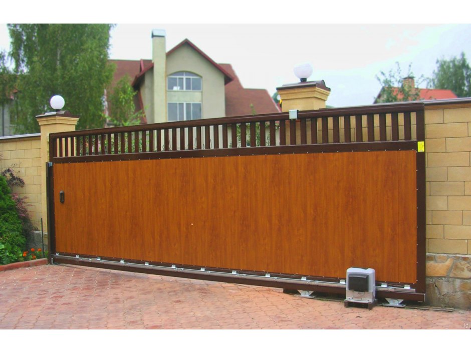 Деревянные откатные ворота