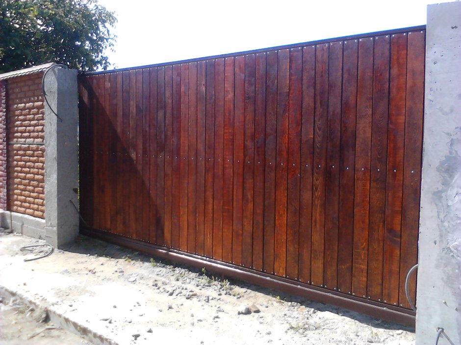 Деревянные откатные ворота своими руками