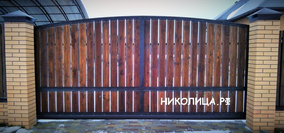 Деревянные откатные ворота