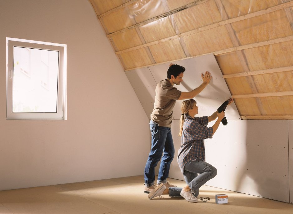 Отделка потолка мансарды гипсокартоном