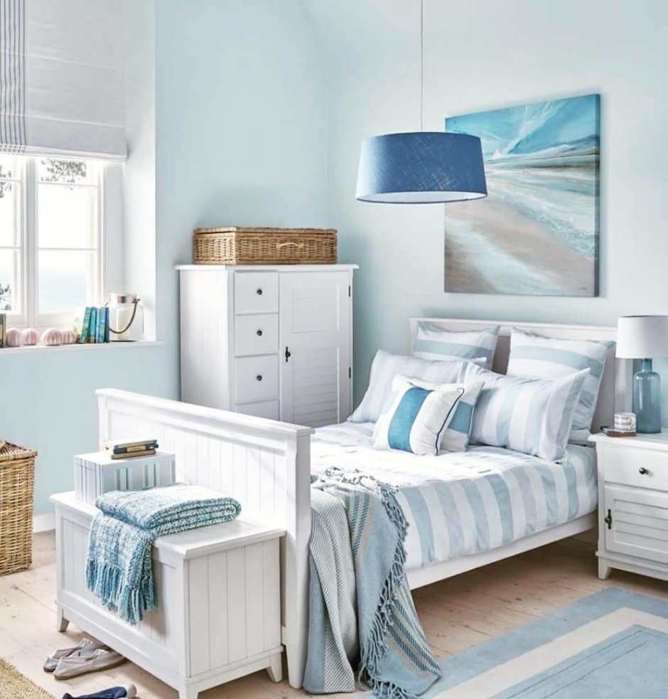 Светлая комната для подростка