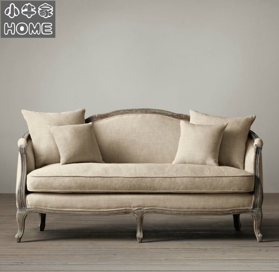 Мягкая мебель с деревянными элементами