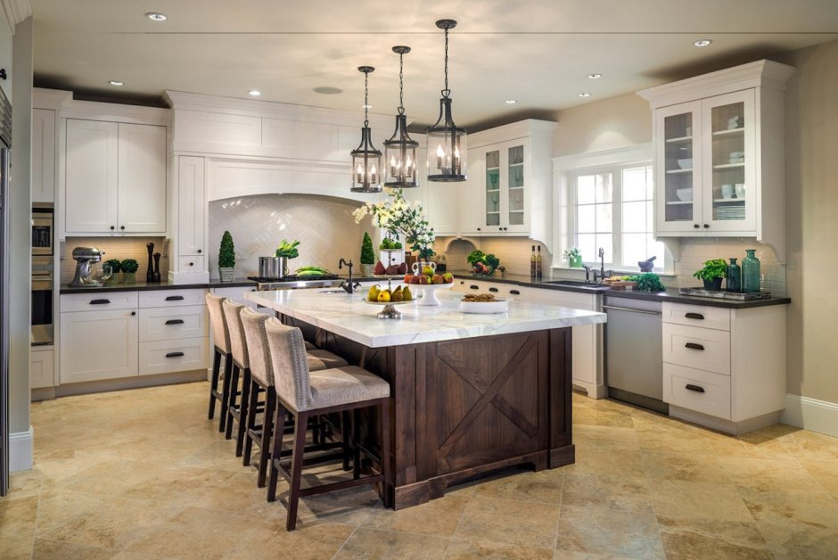 Освещение на кухне с островом