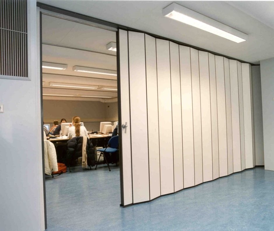 Дверь гармошка груша карат