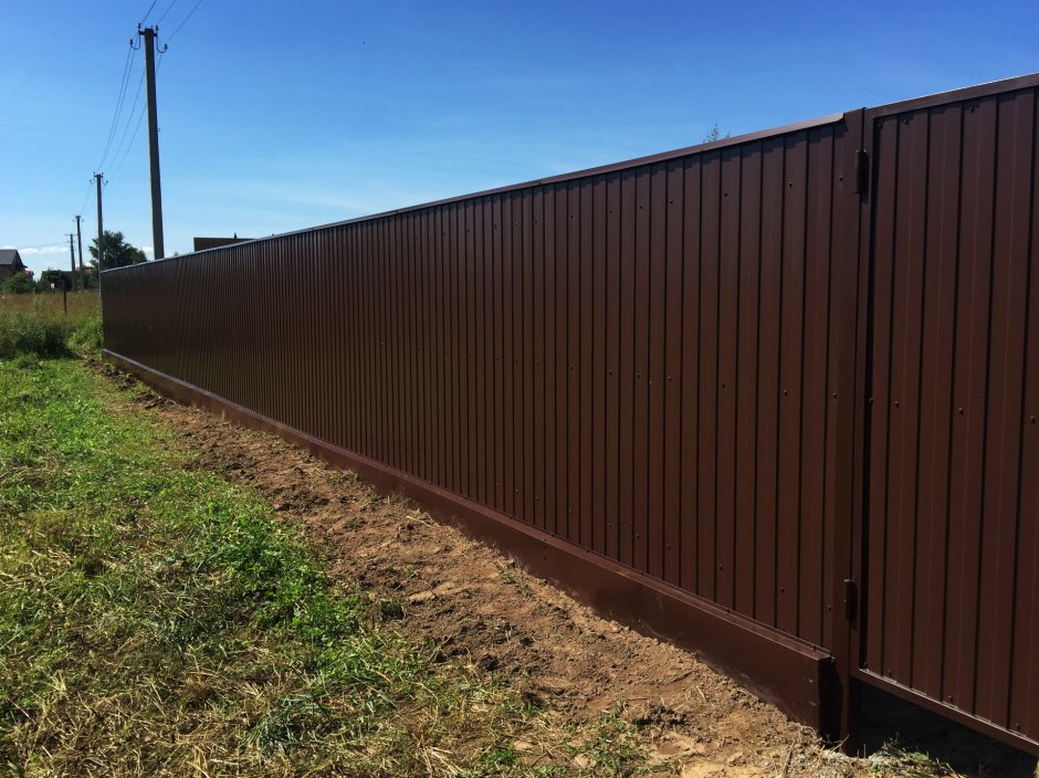 Забор из профнастила c20