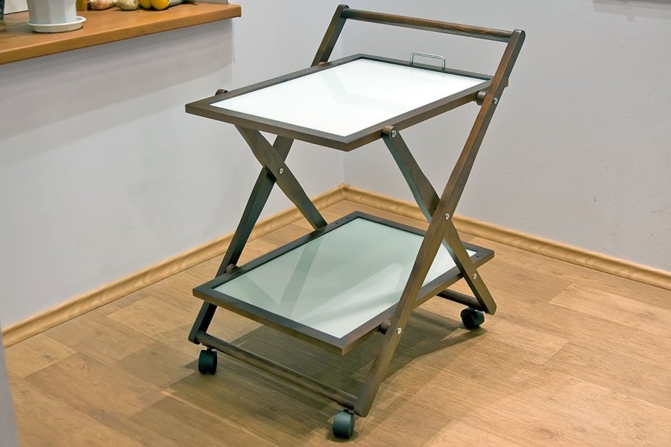 Складной сервировочный столик