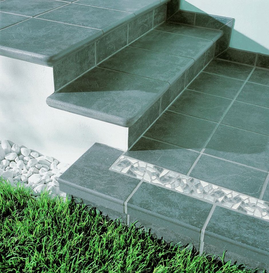 Плитка на крыльцо и ступени нескользкая