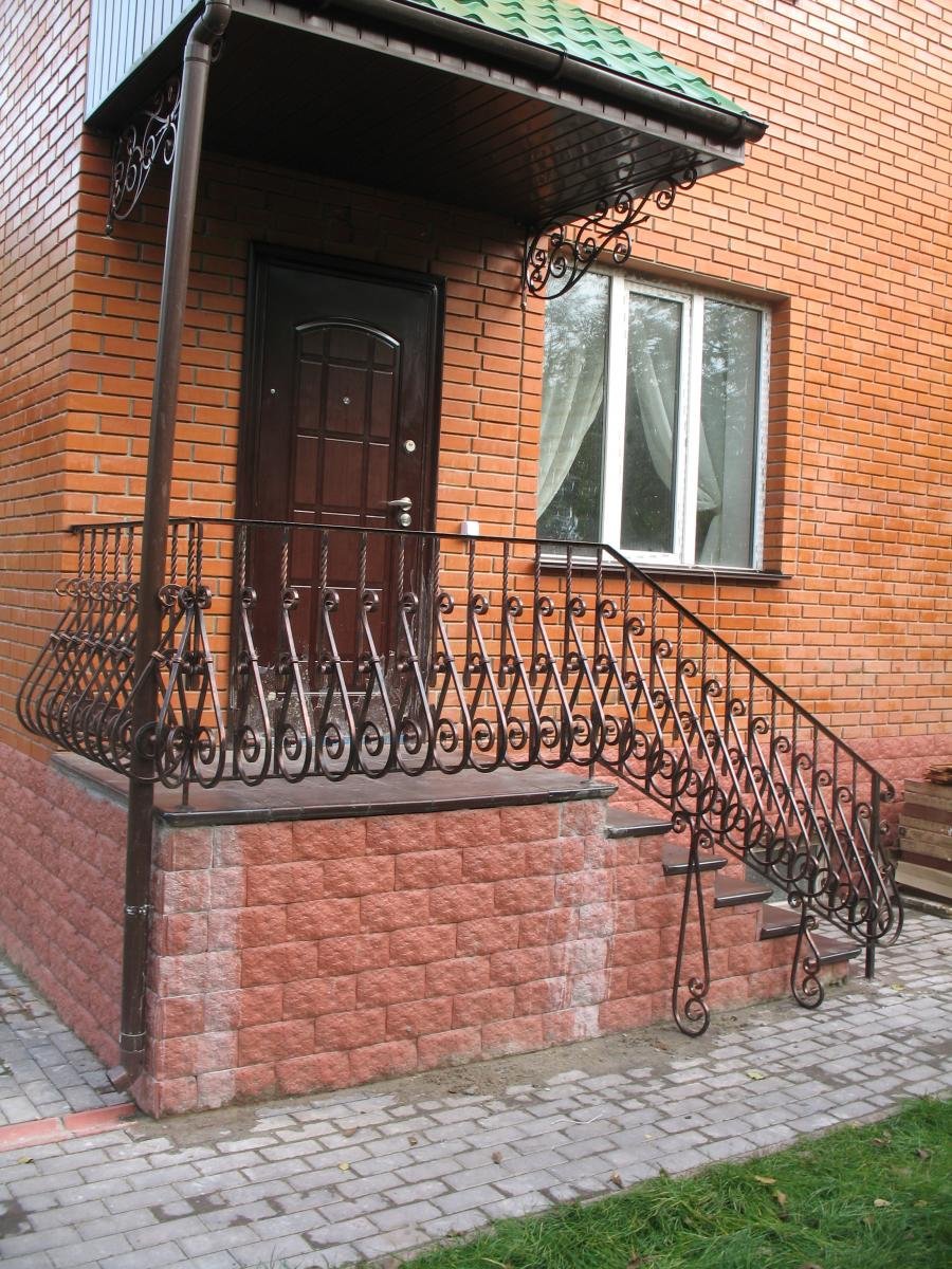 Деревянный балкон