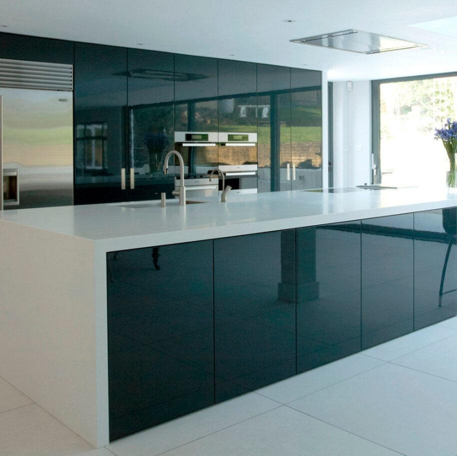 Стеклянные кухонные фасады