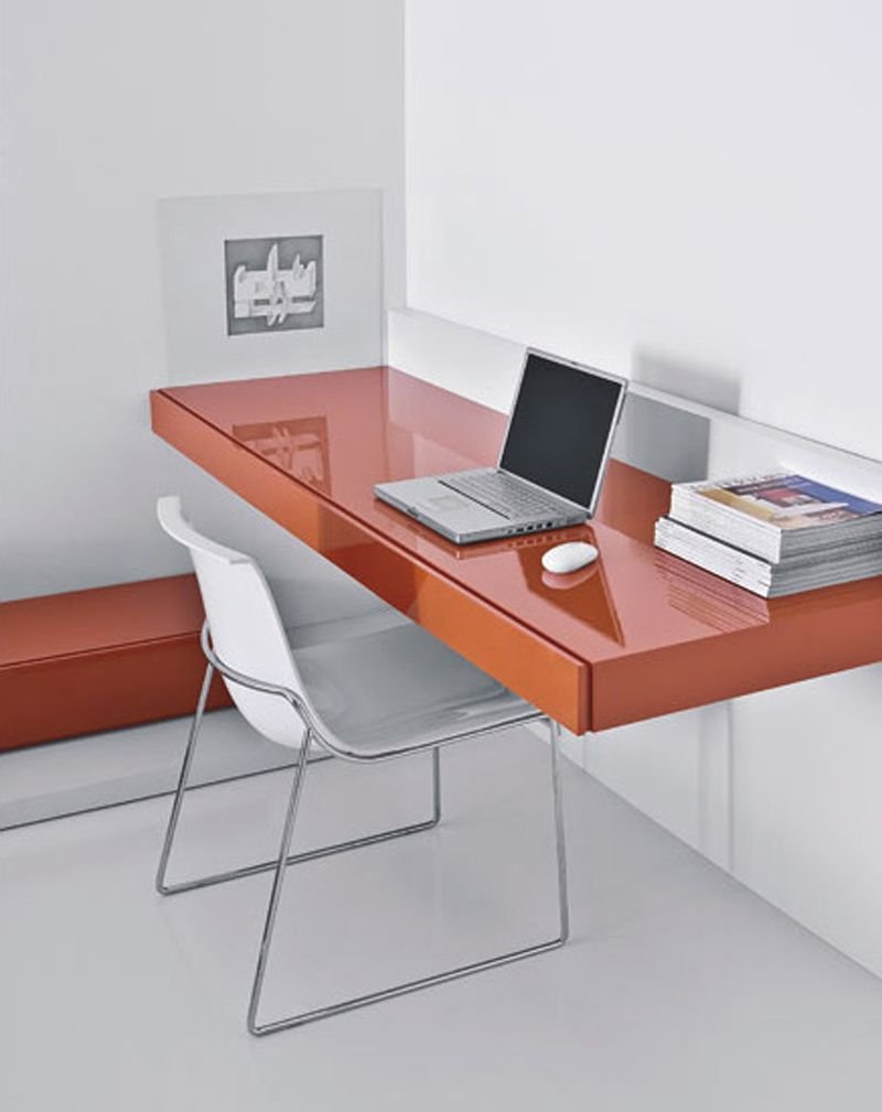 Подвесной компьютерный стол