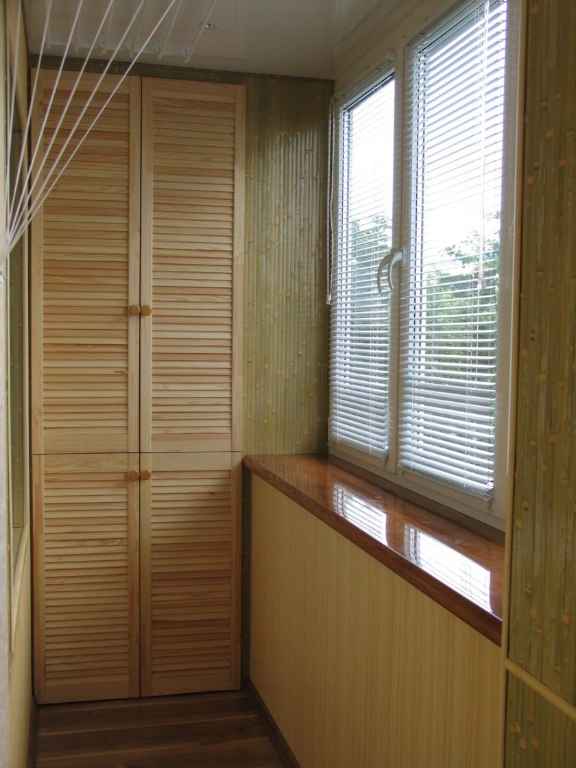 Балкон 6 метров со шкафом