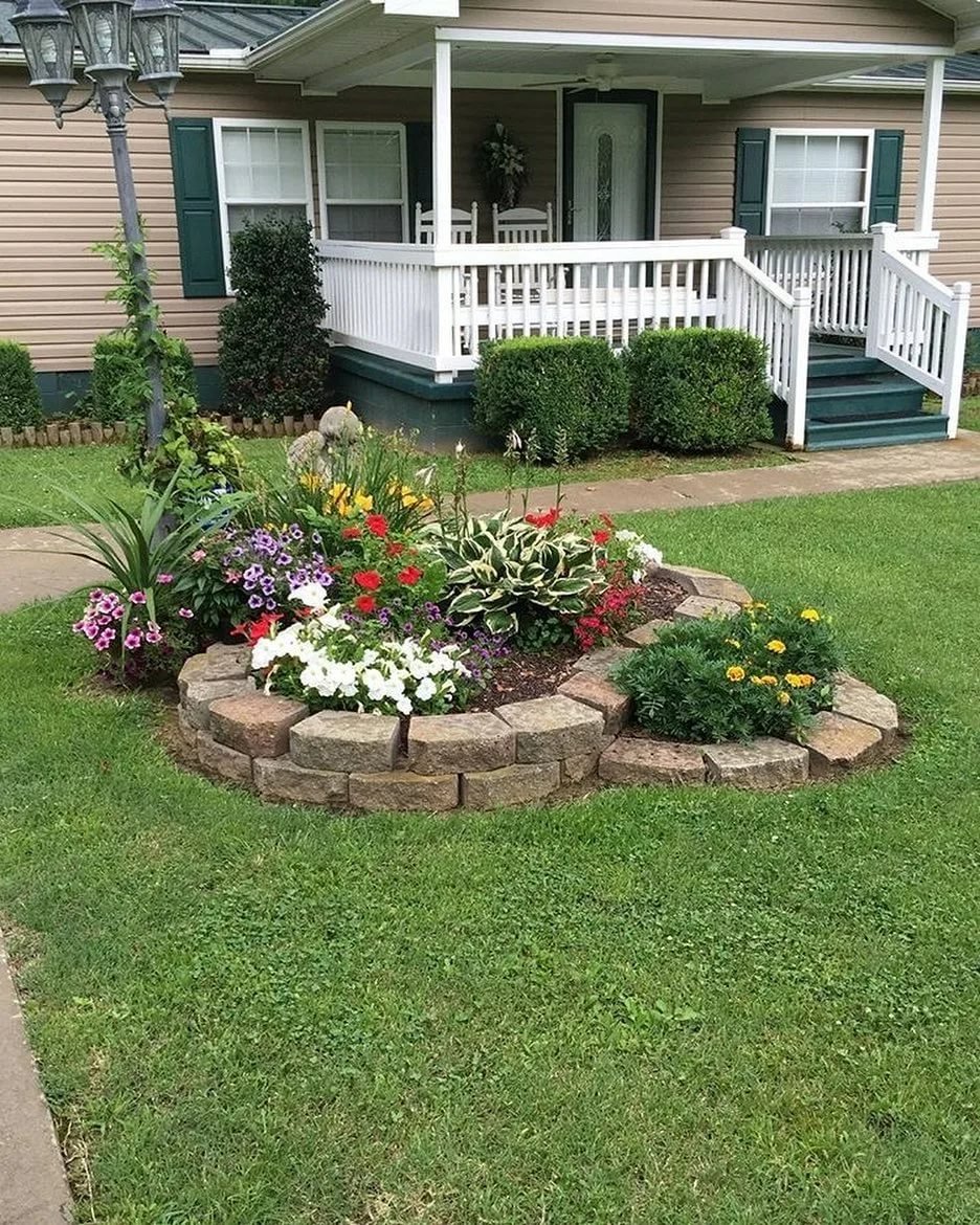 Озеленение двора