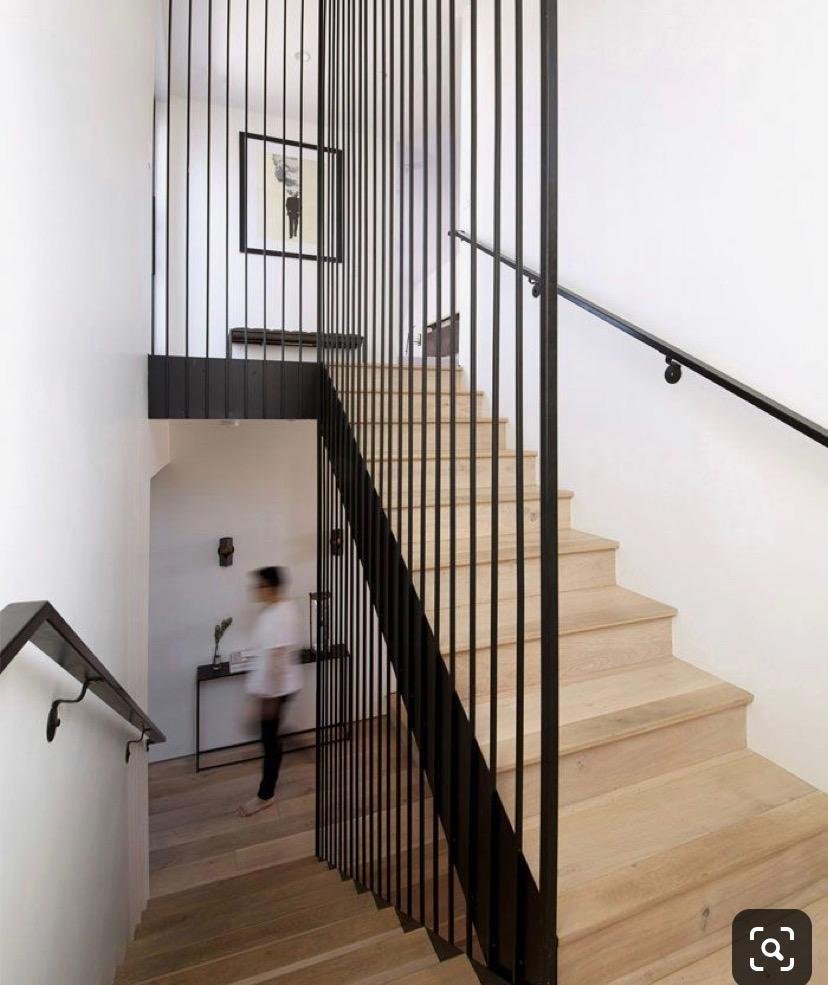 Перегородка для лестницы